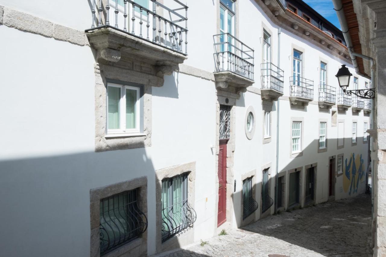 Boutique Rentals-flores Chic In Historical Center Appartement Oporto